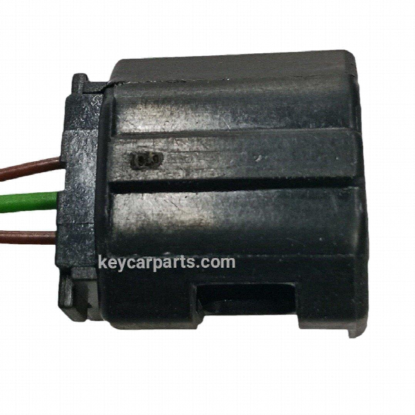 Connector Cam Sensor Connector For Tavera, Innova Crysta, Corolla, A101 - Image 6